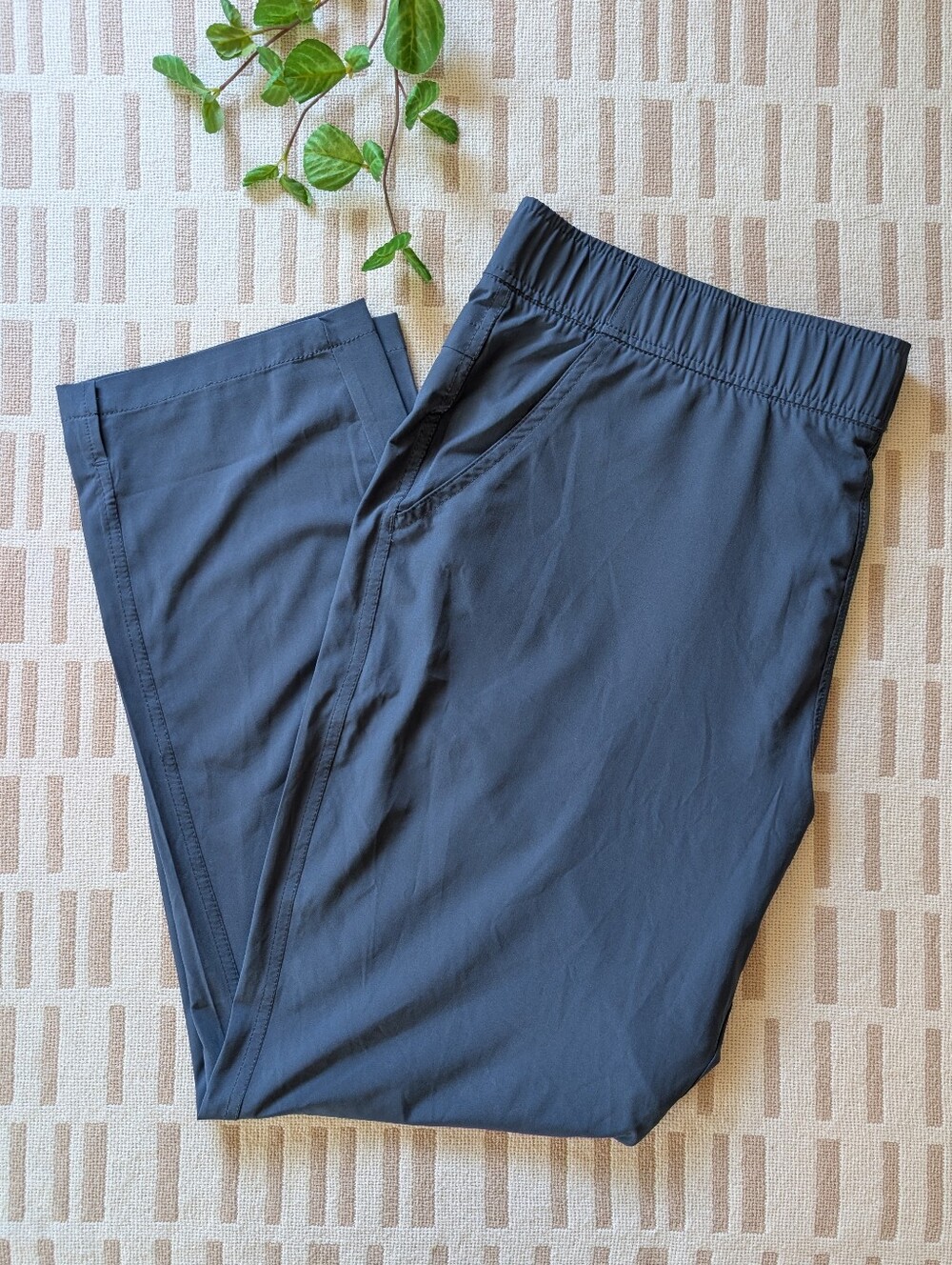 Eddie Bauer | Lightweight Athletic Pant